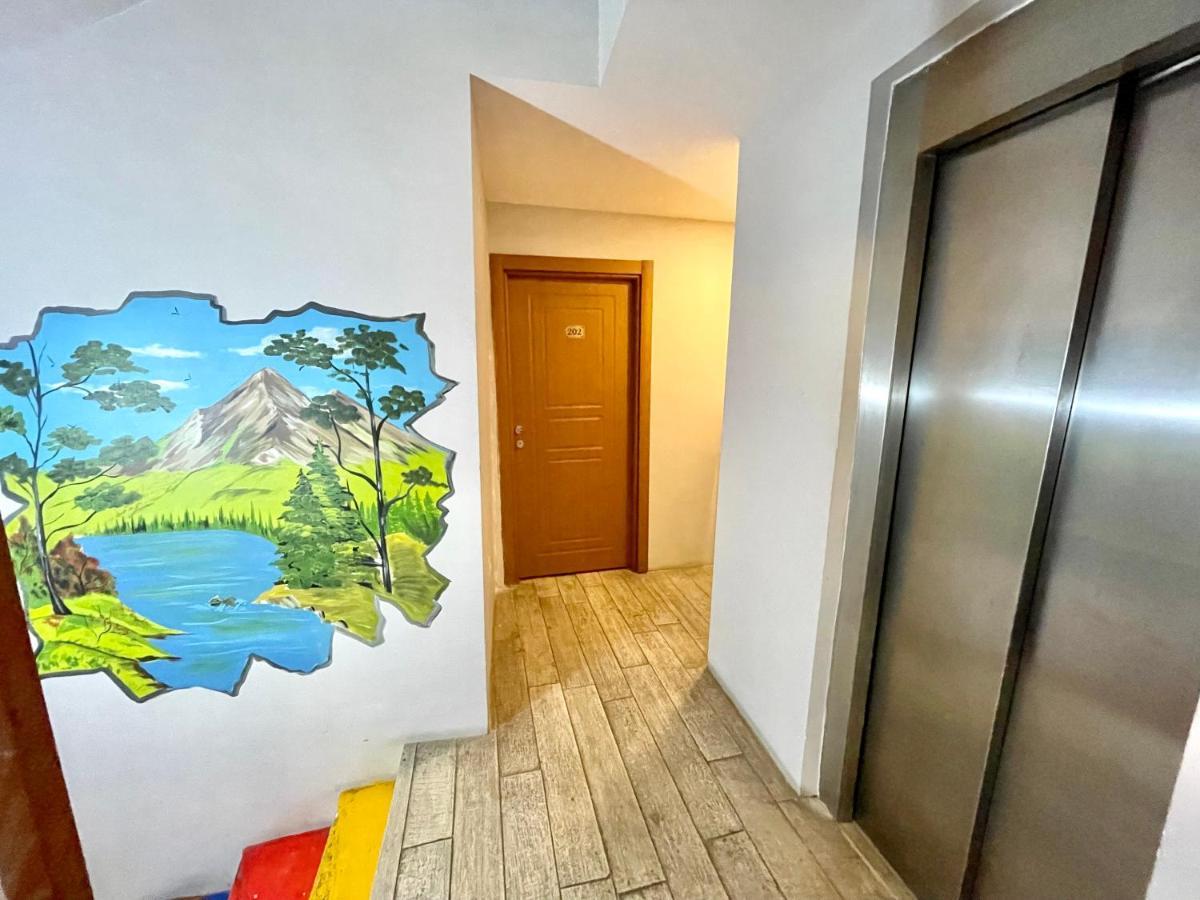 Taksim Newaz Hotel Istanbul Bagian luar foto