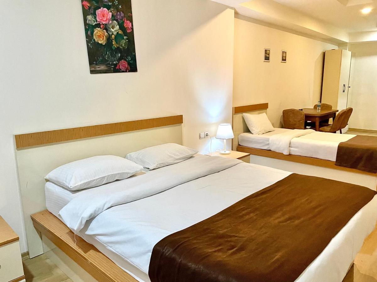 Taksim Newaz Hotel Istanbul Bagian luar foto